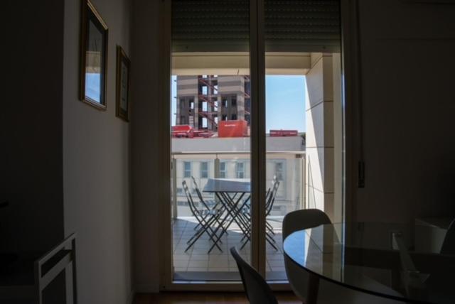 Grande Monolocale Con Parcheggio Interrato Incluso Apartment Genoa Exterior photo